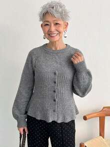 FRIFUL 素色圓領插肩袖長袖單排扣休閒優雅針織衫 中老年女性秋季早晨居家穿著派對灰色 - 深灰色 - 查看 5
