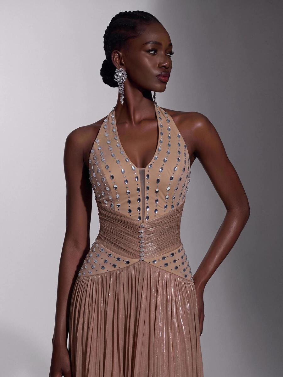 Elitara Elegant Luxurious Heavy Rhinestone Embellished Strapless Ruched Diamond Chain Decor Patchwork Shiny Fabric V-Waist Slimming A-Line Skirt Sexy V-Neck Bustier Suitable For Wedding Events Bachelor Party Vacation Ball Evening Gala Dress (Heavy Work Style) - Camel - View 1