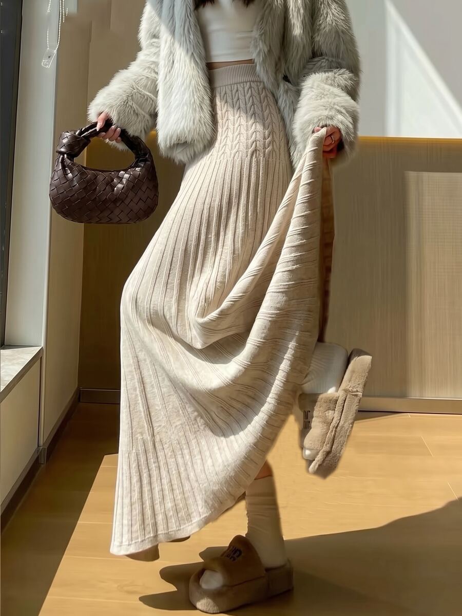 Wandoria Women's Autumn New Single Piece Elastic Waist Loose Hem Long Elegant Lady Versatile Daily Fashion Classic Rope Pattern Knitted Knitted Skirt - Apricot - View 1