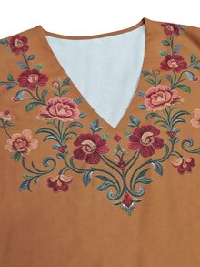 Trelyra 女款花卉刺繡V領長袖寬鬆襯衫，適合度假穿著 - 薑色 - 查看 3