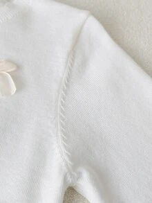 SHEIN 女童白色滿版短版針織開襟衫，蕾絲飾邊、圓領、長袖、蝴蝶結裝飾，百搭秋季披肩式毛衣外套，可愛校園正式風 - 白色 - 查看 9