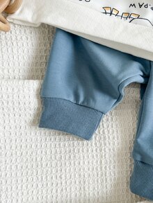 SHEIN 2pcs/Set Newborn Winter White Sky Blue Colorblock Cute Cartoon Dinosaur Print Crew Neck Sweatshirt Joggers Set Loose Comfortable Fit Nursery Funny - Blue and White - View 10