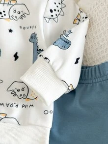 SHEIN 2pcs/Set Newborn Winter White Sky Blue Colorblock Cute Cartoon Dinosaur Print Crew Neck Sweatshirt Joggers Set Loose Comfortable Fit Nursery Funny - Blue and White - View 7