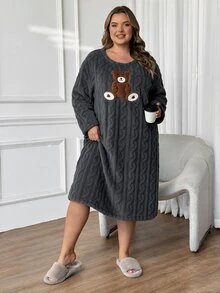 SHEIN CURVE+ Plus Size Dreamy Beloved Cute Bear Embroidered Cozy Long Sleeve Sleep Dress, Fluffy Winter - Multicolor - View 5