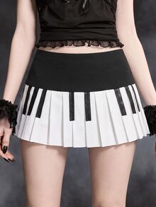 ROMWE Grunge Punk Women's Y2K Micro Mini Skirt, Ultra Low Waist Vintage Pleated Piano Keyboard Print Skirt - Black and White - View 3