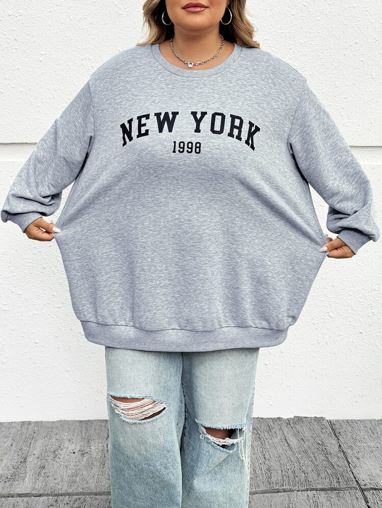SHEIN CURVE+ Plus Size Casual Loose New York Graphic Round Neck Long Sleeve Sweatshirt For Women, Autumn/Winter Fall Back-To-School Vacation Cycling Office Black - Grey - View 4