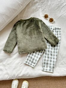 Cozy Pixies 男嬰恐龍刺繡圓領長袖上衣與法蘭絨柔軟格紋睡褲 2 件套，適合秋冬穿著 - 綠色 - 查看 2