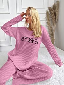 SHEIN قميص نسائي مقاس كبير 2 قطعة وردي محبوك مضلع مطبوع بشعار وحروف برقبة دائرية وأكمام طويلة أنيق - وردي - مشاهدة 1