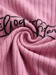 SHEIN قميص نسائي مقاس كبير 2 قطعة وردي محبوك مضلع مطبوع بشعار وحروف برقبة دائرية وأكمام طويلة أنيق - وردي - مشاهدة 6