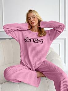 SHEIN قميص نسائي مقاس كبير 2 قطعة وردي محبوك مضلع مطبوع بشعار وحروف برقبة دائرية وأكمام طويلة أنيق - وردي - مشاهدة 7