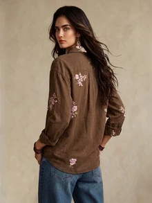 OPHERINE 女款時尚休閒波西米亞極簡浪漫度假風刺繡花卉長袖鈕扣襯衫，適合早午餐，棕色，秋季 - 卡其色 - 查看 3
