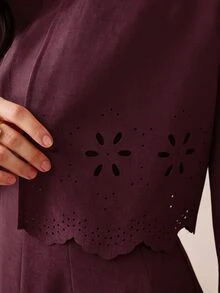 Modelyn 女款復古粉色鏤空重工刺繡長袖開襟外套，搭配收腰顯瘦喇叭袖無袖洋裝，優雅兩件套 - 酒紅色 - 查看 2