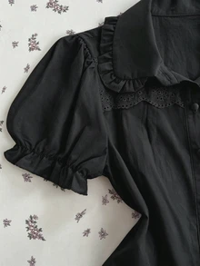 Elamini 女款黑色彼得潘領花瓣袖刺繡花卉蕾絲拼接裝飾正裝襯衫，適合辦公室、茶會、夏季優雅穿搭 - 黑色 - 查看 5