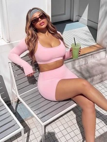 Sweetra CURVE طقم رياضي نسائي مقاس كبير بلون موحد، توب بدون أكمام قصير وشورت - وردي - مشاهدة 6
