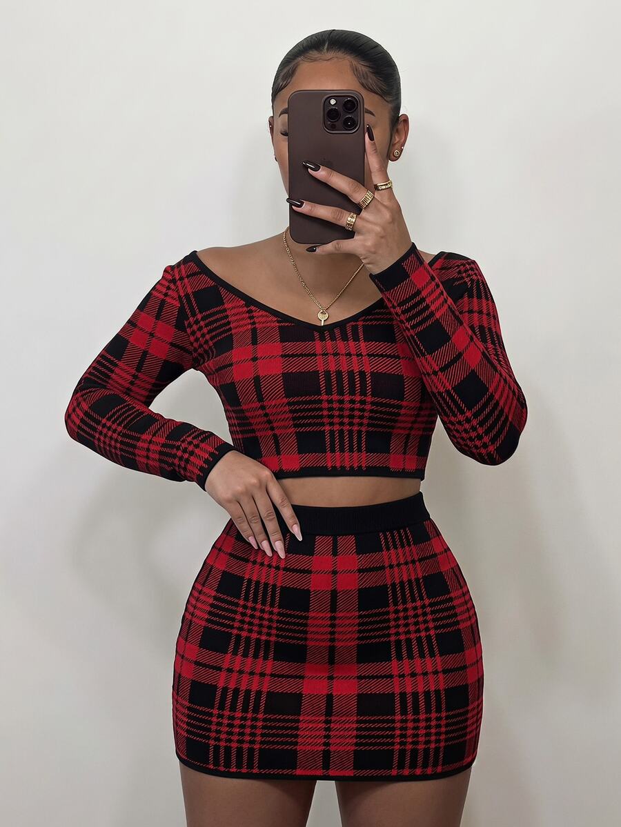 SHEIN SXY Spring/Summer Women's Red Plaid Print Sexy Short T-Shirt And Bodycon Skirt Christmas - Burgundy - View 1
