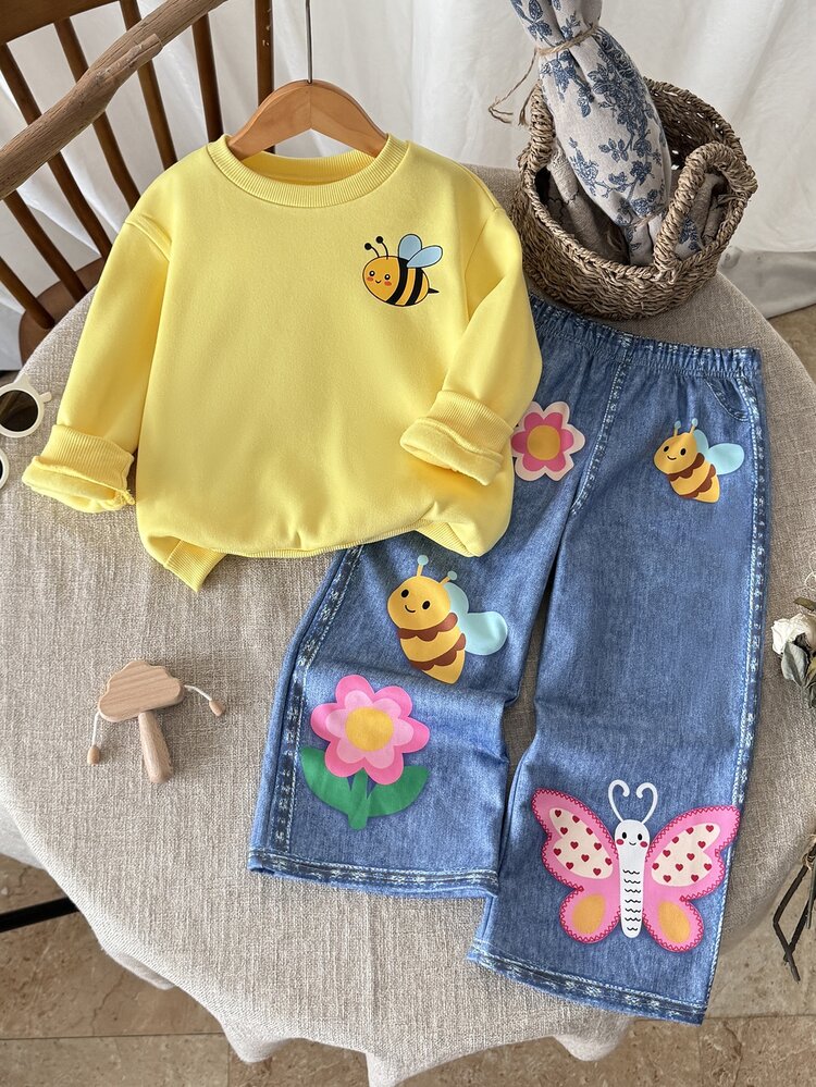 SHEIN Children's Yellow Cartoon Bee Embroidered Sweatshirt With Blue Wide Leg Pants 2 Pieces Set, Spring Summer Autumn Baby Casual Kids Outfit, Butterfly Lotus Applique Decor Cute Kids Wear - Yellow - View 9