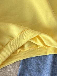 SHEIN 兒童黃色卡通蜜蜂刺繡運動衫搭配藍色寬腿褲 2件套，春夏秋季嬰兒休閒童裝，蝴蝶蓮花貼布裝飾可愛童裝 - 黃色 - 查看 8
