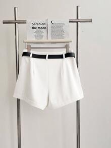 INAWLY Women's Solid Color Pleated Pocket Loose Casual Versatile Shorts - White - View 2