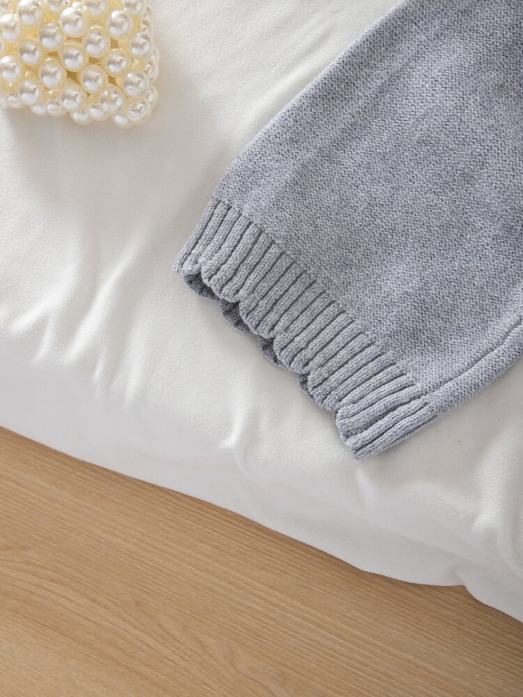 SHEIN Elladie kids Girls' Hollow Wave Jacquard Knit Set, Gray & White Striped V-Neck Cardigan + Wide Leg Pants, 2 Pieces Casual Knit Outfit For Autumn/Winter - Light Grey - View 7