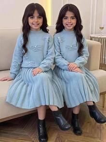 SHEIN Tween Girl 秋/冬款加厚抓絨內裡毛絨蝴蝶結提花優雅綴珠寬鬆長袖套頭毛衣與荷葉邊針織裙套裝，淺藍色 - 淺藍色 - 查看 6