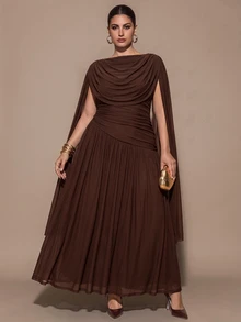 SHEIN BAE CURVE Gaun panjang elegan berwarna cokelat ukuran besar, cocok untuk acara spesial, menampilkan desain berlipit dan lengan jubah panjang. Gaya Musim Panas/ Formal; Koktail Formal - Coffee Brown - View 11