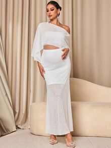 MaterniChic طقم موضة للحوامل بلون موحد، توب قصير بدون حمالات بكتف غير متماثل مع تنورة بخصر قابل للتعديل - أبيض - مشاهدة 4