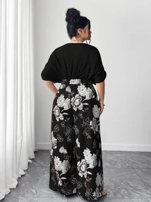 Elenzga Plus Size Solid Color & Printed Patchwork V-Neck Short Sleeve Jumpsuit - Black and White - View 2