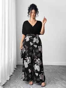 Elenzga Plus Size Solid Color & Printed Patchwork V-Neck Short Sleeve Jumpsuit - Black and White - View 5