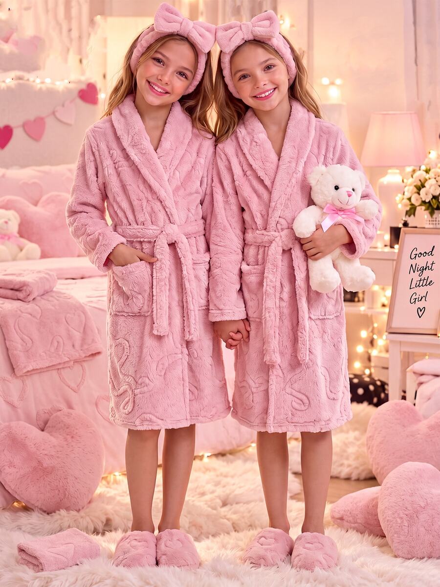 SHEIN Kids Tween Girls Soft Heart Embroidery Solid Pink, Suitable For Teen Girls, Autumn/Winter Tween Girl - Pink - View 1