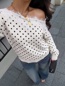 Siren Gaze 秋季新款女款不對稱肩蕾絲拼接波點圖案毛衣，適合早午餐，白色與黑色波點，浪漫優雅 - 杏色 - 查看 3