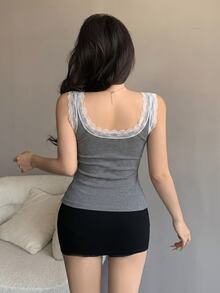 DAZY 白色蕾丝边撞色拼接音乐节情人节婚礼休闲海滩度假蝴蝶结吊带女式背心，春夏款 - 灰色 - 查看 3