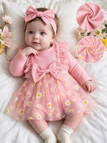 SHEIN Playful Pals Newborn Baby Girl Yellow Vertical Stripe Bowknot Splicing Daisy Mesh Dress&Headband Two Pieces Set - Pink - View 1