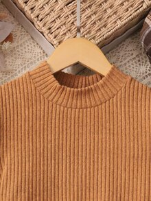 3pcs/Set Pakaian Anak Perempuan yang Modis & Elegan: Atasan Rajut Bergaris Lengan Mengembang + Celana Pendek Pita Manik-manik + Topi Beret, Musim Gugur/Musim Dingin - MultiWarna - View 4