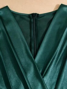 Franclia Women's Elegant Commuter V-Neck Bodycon Slim Fit Business Satin Stretch Glossy Metal Button Dress, Spring/Summer Inner Layer Dress - Dark Green - View 6