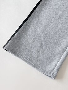 HELLO KITTY AND FRIENDS | SHEIN 青少年女孩秋冬休閒抓絨內裡加厚運動衫套裝，聯名貓頭蝴蝶結印花，寬鬆圓領落肩長袖套頭衫搭配印花百褶寬腿直筒運動長褲，運動風兩件式灰色花卉套裝 - 灰色 - 查看 11