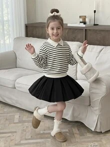SHEIN 青少年女孩 2 件套 白色領口運動衫 黑色百褶迷你裙 可愛 80 年代運動風 校園 秋季 萬聖節 聖誕節 校外穿搭 - 白色 - 查看 3