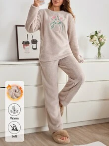 SHEIN Cottnline Cute Daisy Bouquet Embroidered Plush Solid Color Casual Pajama Set Lounge Party Beige Winter - Beige - View 3