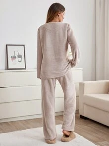 SHEIN Cottnline Cute Daisy Bouquet Embroidered Plush Solid Color Casual Pajama Set Lounge Party Beige Winter - Beige - View 2