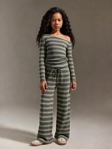 SHEIN Tween Girls 2 Pieces Set Dark Green Knit Long Sleeve Top Straight Leg Pants, Bow Waist Natural Casual Band Swag Everyday Style Autumn/Winter Halloween - Yellow - View 4