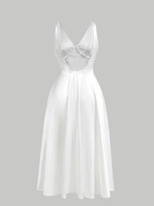 SHEIN MOD Plus Size Women White Satin Faux Pearl Chain Decor Backless Mid-Length Dress,Spring /Summer Outfits - White - View 11