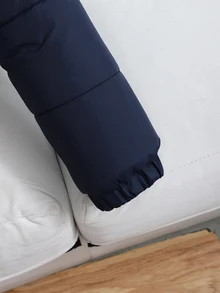 SHEIN 青少年女孩時尚休閒短款連帽填充外套，附保暖內裡，寬鬆舒適版型，適合秋冬日常通勤、戶外玩樂、出遊、聚會、拍照 - 藏蓝色 - 查看 5