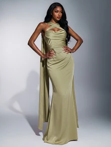 Elitara Elegant Romantic Green Woven Matte Flutter Decor Open Shoulder Sweetheart Fitted Fishtail Bridesmaid Dress - Green - View 6