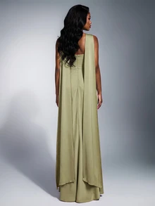Elitara Elegant Romantic Green Woven Matte Flutter Decor Open Shoulder Sweetheart Fitted Fishtail Bridesmaid Dress - Green - View 3