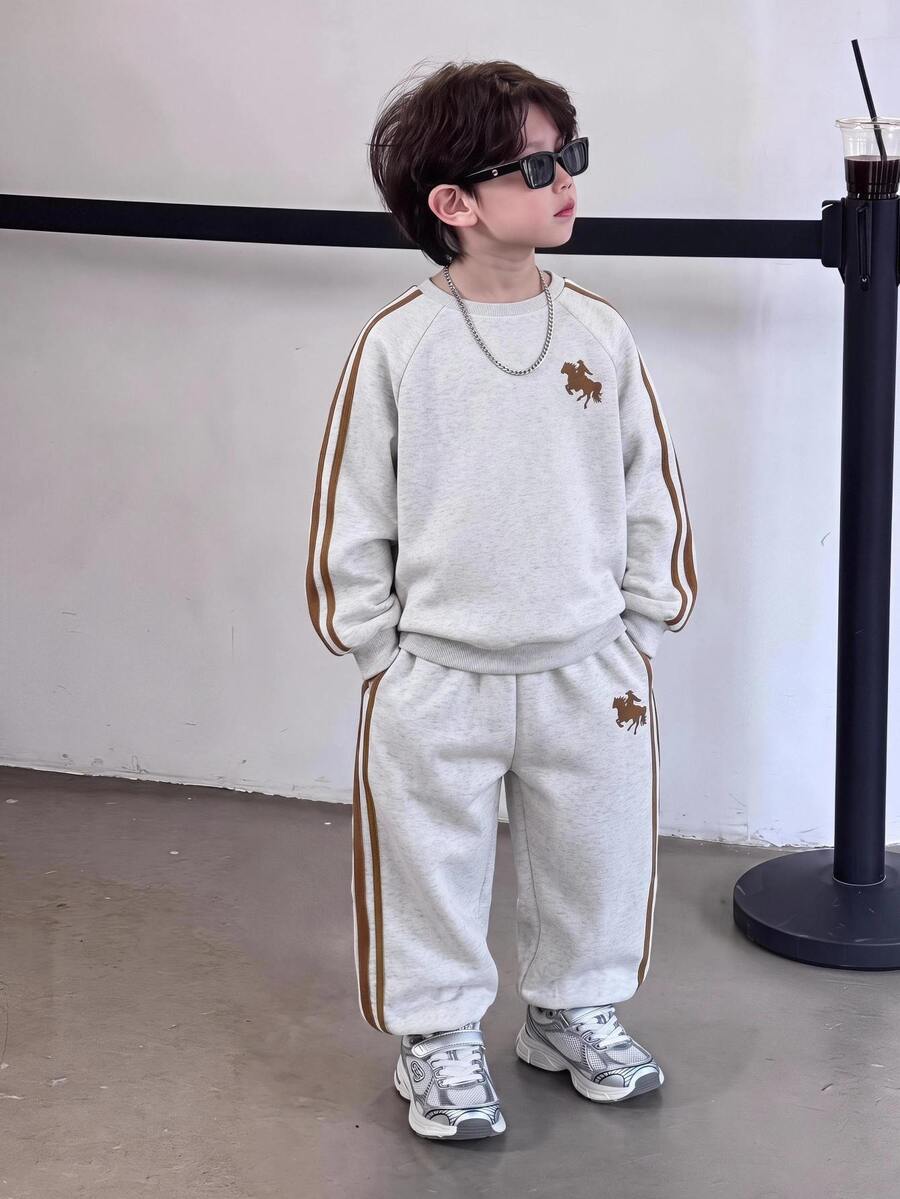 SHEIN 2pcs Kids Tween Boy Autumn/Winter Casual Colorblock Webbing Knit Crew Neck Long Sleeve Pullover Sweatshirt & Pants Set, Boys Sweatshirt Set, Sports Outfit - Multicolor - View 1