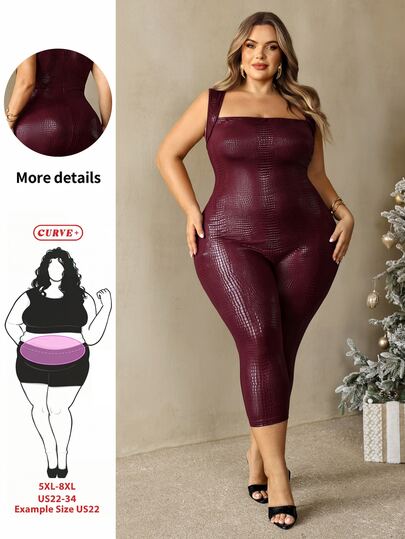 SHEIN CURVE+ Plus Size Women's Crocodile Texture Sleeveless Three Quarter Jumpsuit, Christmas