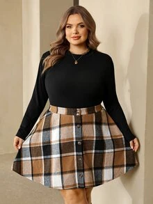 SHEIN CURVE+ Plus Size Solid Color Round Neck Top And Plaid Print Skirt Two Pieces Set, Christmas Winter - Multicolor - View 6