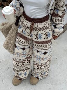 Muchica 女款全印花休閒日常長褲，復古圖案，內加絨保暖舒適，適合秋冬、雪季、聖誕與新年穿著 - 棕色 - 查看 4