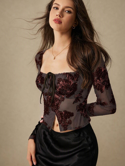 Poéselle Damen Jacquard-Mesh-Top mit Bindung vorne, geschlitztem Saum und sexy Schnitt