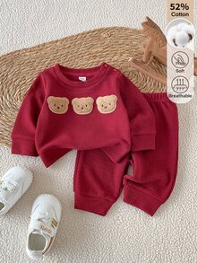 SHEIN 新生兒嬰兒秋冬深紅色熊刺繡長袖上衣與配套長褲套裝，可愛時尚極簡休閒風，適合室內與戶外活動 - 紅色 - 查看 1