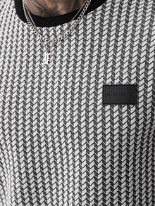 SLATEMANN Men's Letter Print Crew Neck Short Sleeve Casual T-Shirt - Black and White - View 3